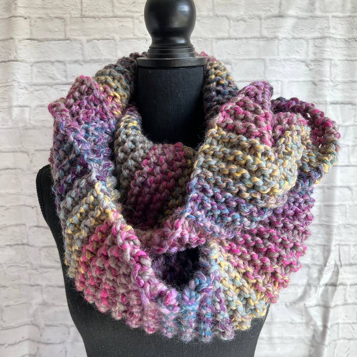 Willow And The Wolf Co - Wholesale Scarf - Women's - Multicolor Oversized Chunky Knit Women's Cowl Scarf3