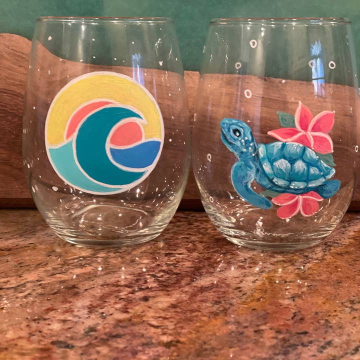 Paula Freeman Art - Vente Verres à vin - Verre à vin peint à la main TROPICAL SET – Verrerie côtière3