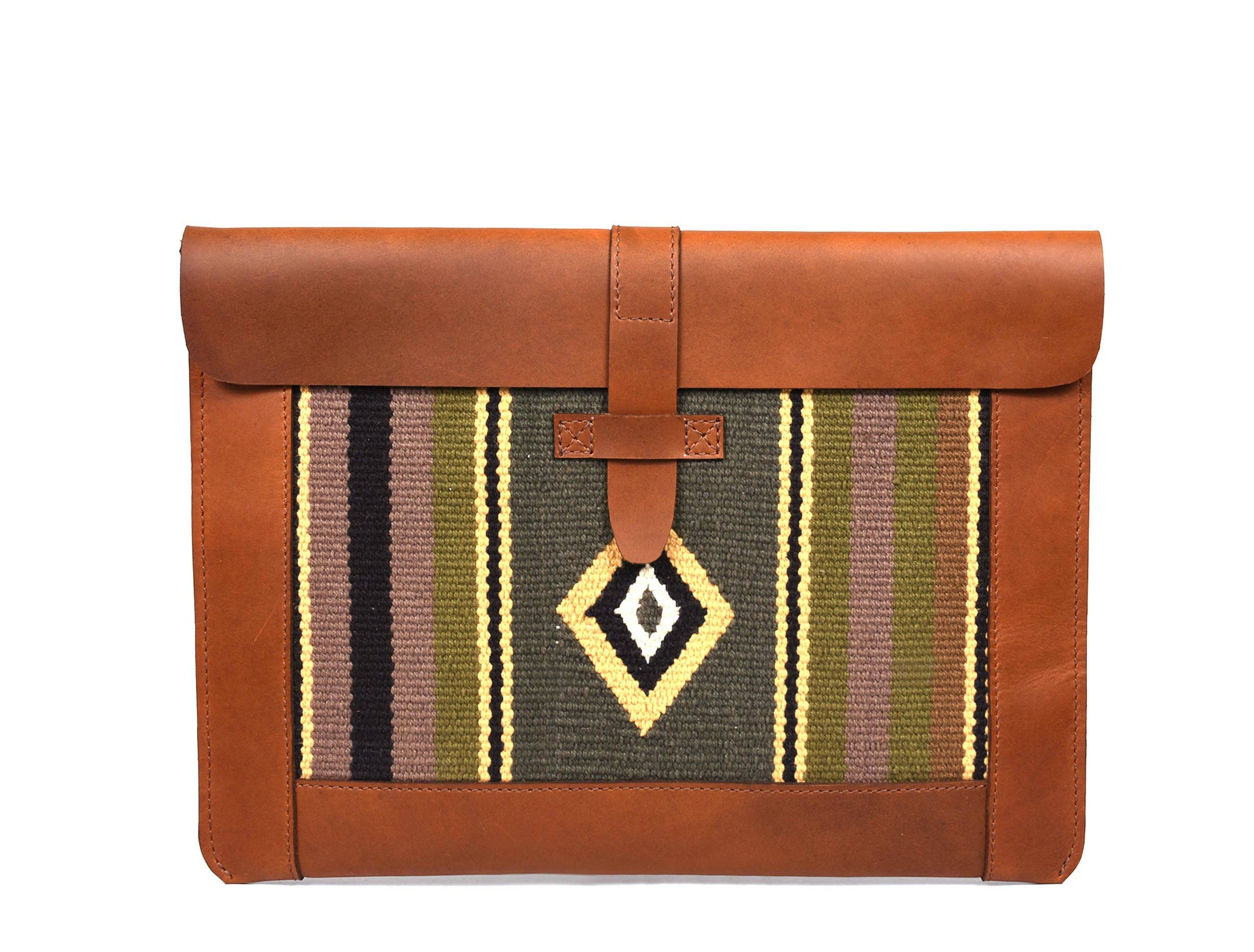 TLG Canada - Venta al por mayor Funda de portátil/tableta - Mujer - Funda de Cuero Vintage Bohemia para MacBook Caramelo Marrón5