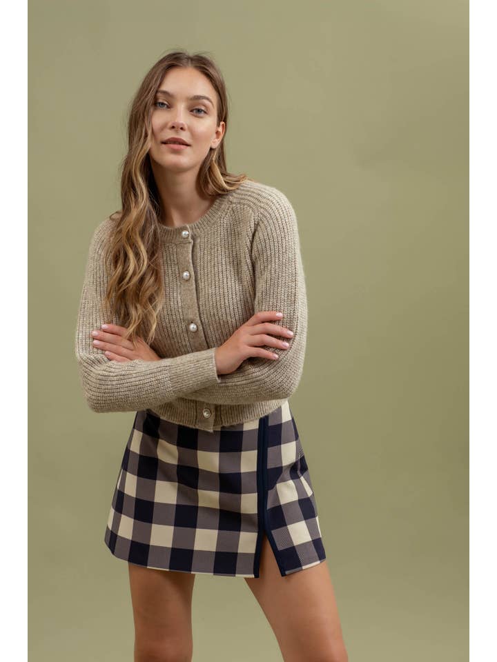The Workshop Studio - Wholesale Cardigan - Women's - CREW PEARL BUTTON DOWN KNIT CARDIGAN