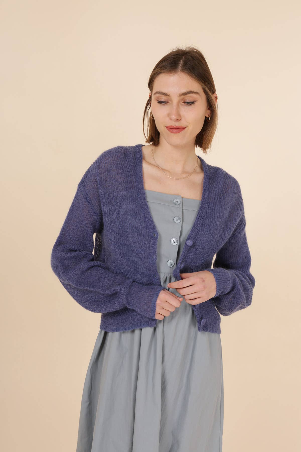 Calie Paris - Vendita all'ingrosso Cardigan - Donna - Cardigan Marlone con scollo a V e bottoni0