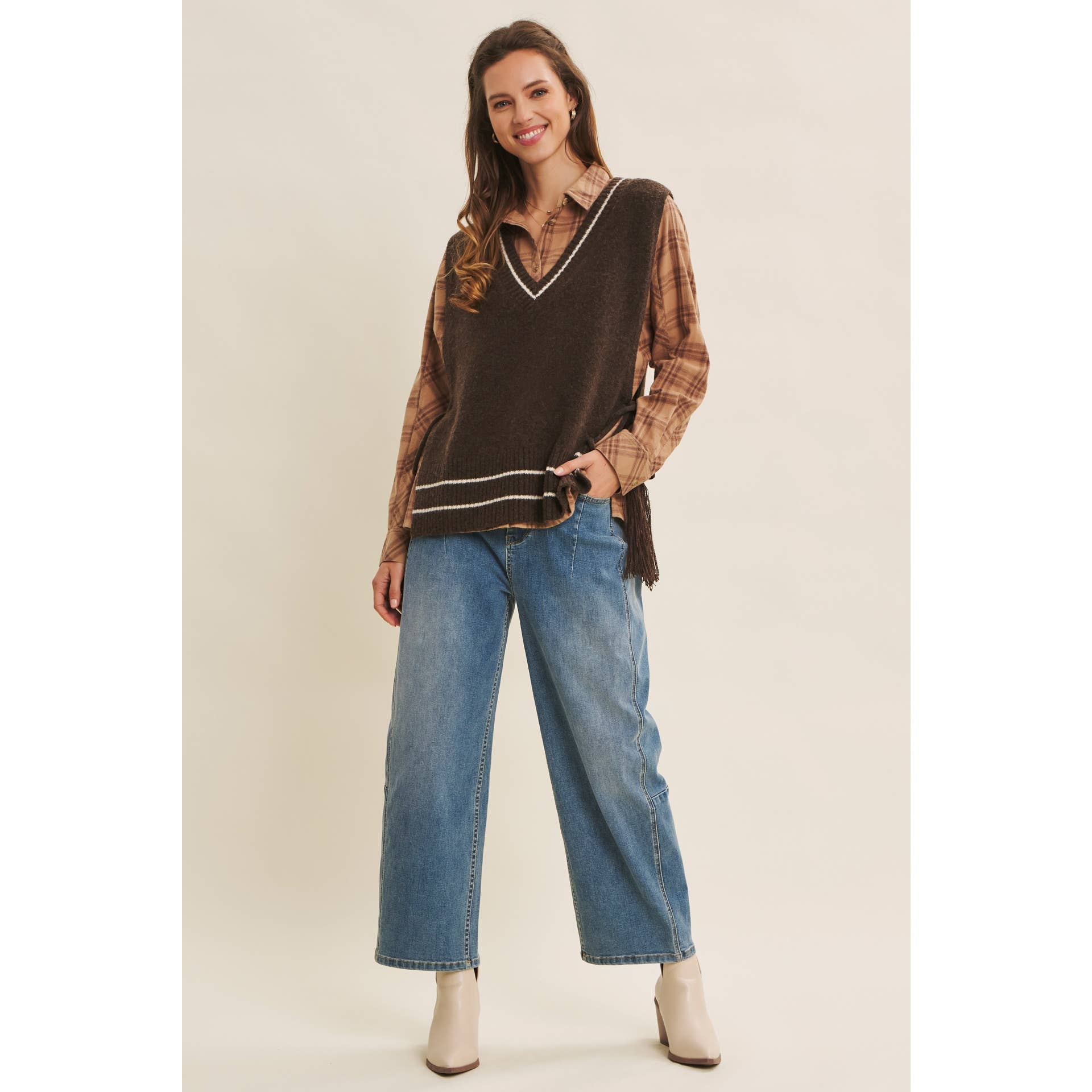 in february - Wholesale Outerwear Poncho - Women's - ECO-FRIENDLY EFFORTLESSLY ESSENTIAL SWEATER PONCHO VEST29