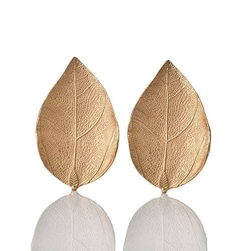 Gold Napkin Rings Leaf design Set of 4 for wholesale on Faire5