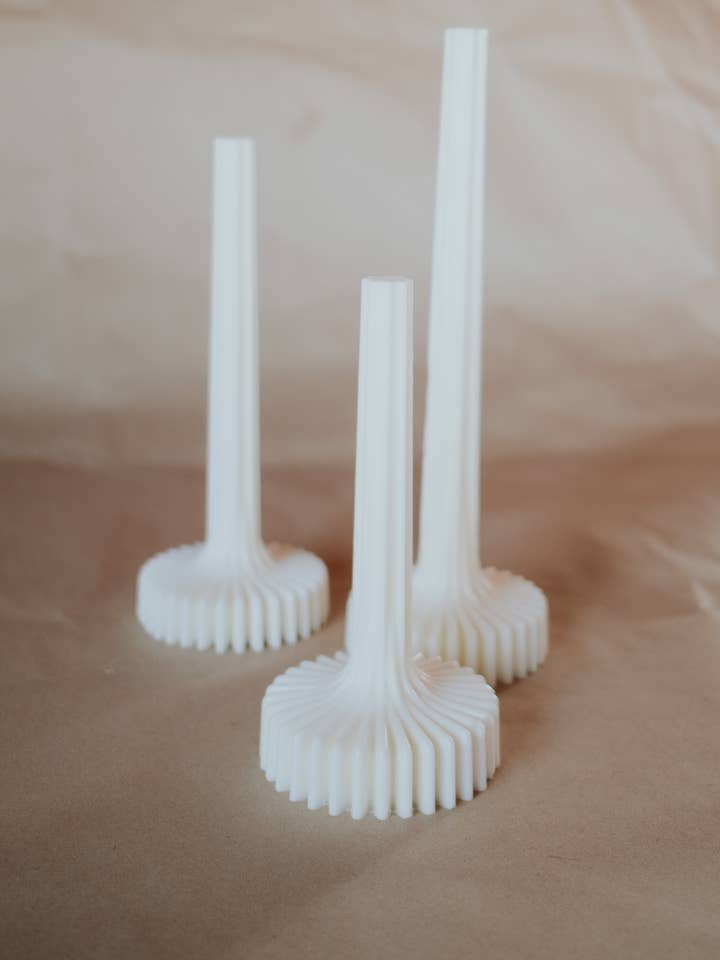 LUMEN LINES TRIO // Sculpturale Kaars voor wholesale door Luhme Studio