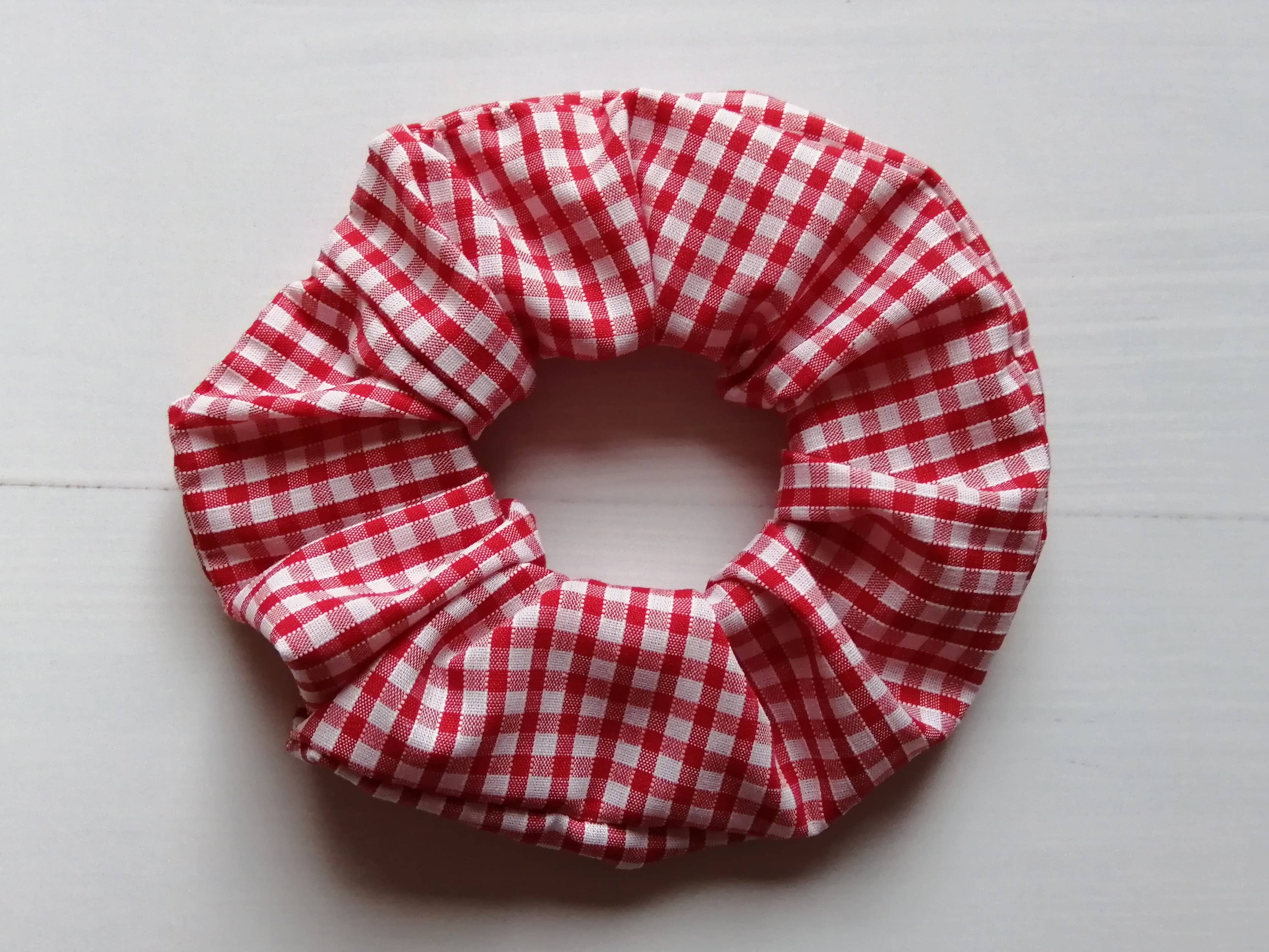 Hannah and me – wholesale Scrunchie - Women’s – Gingham scrunchie, school hair accessory, checked scrunchies4