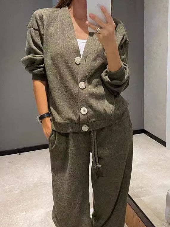 Sweetkama – wholesale Top & pants set (NOT Loungewear) – Women's – Ladies V-Neck Botton Top with Pants 2PCS Set SKST48797