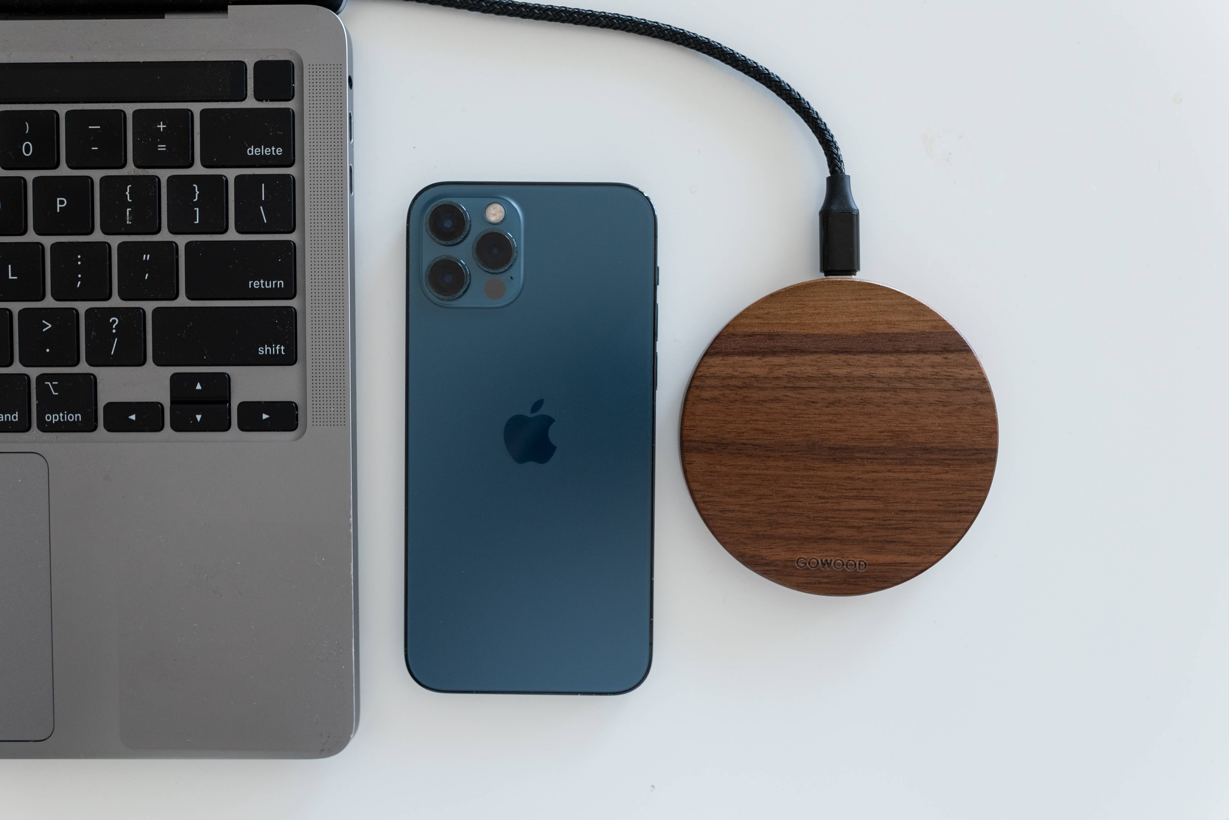 GOWOOD - Wholesale Portable Charger - 15W Fast Walnut Wood Wireless Charger5