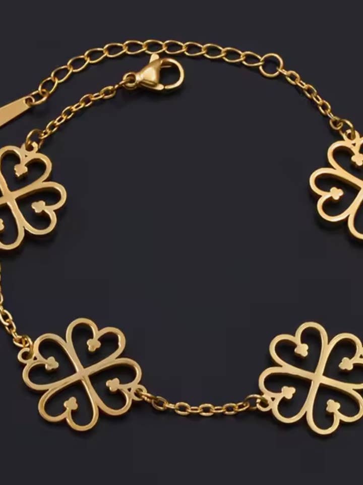 Bracelet avec symbole Adinkra Nyame Dua pour la vente par The Curator