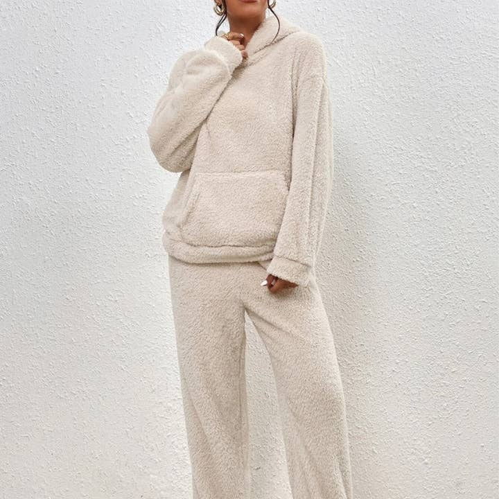 Hooded Long Sleeve Casual Pants Loungewear Set and other Purchase Wholesale ensemble jogging femme. Free Returns & Net 60 Terms on Faire trending on Faire.
