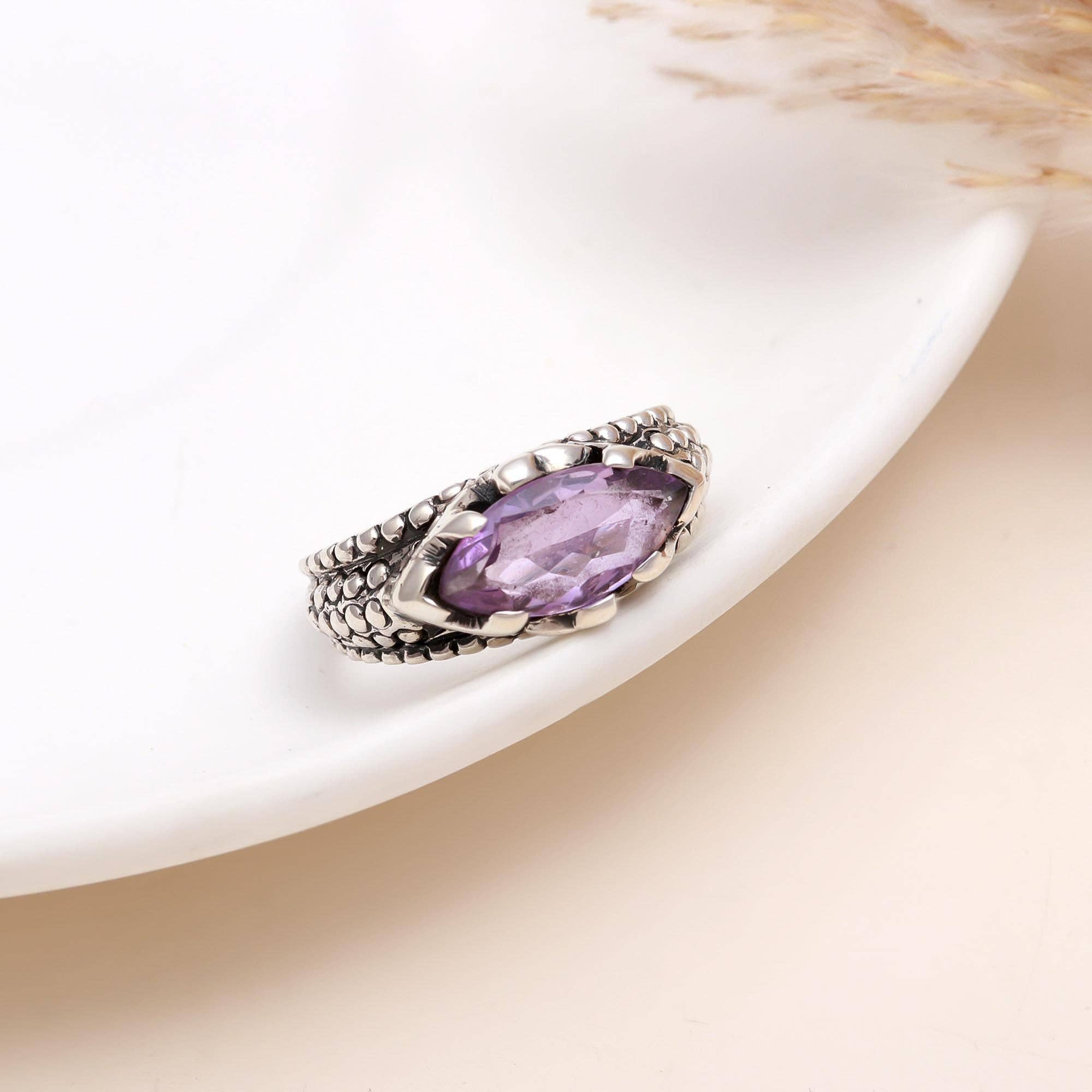 AG 925 JEWELLERY – wholesale Cocktail/statement ring – 925 Silver Amethyst Textured Band Ring0