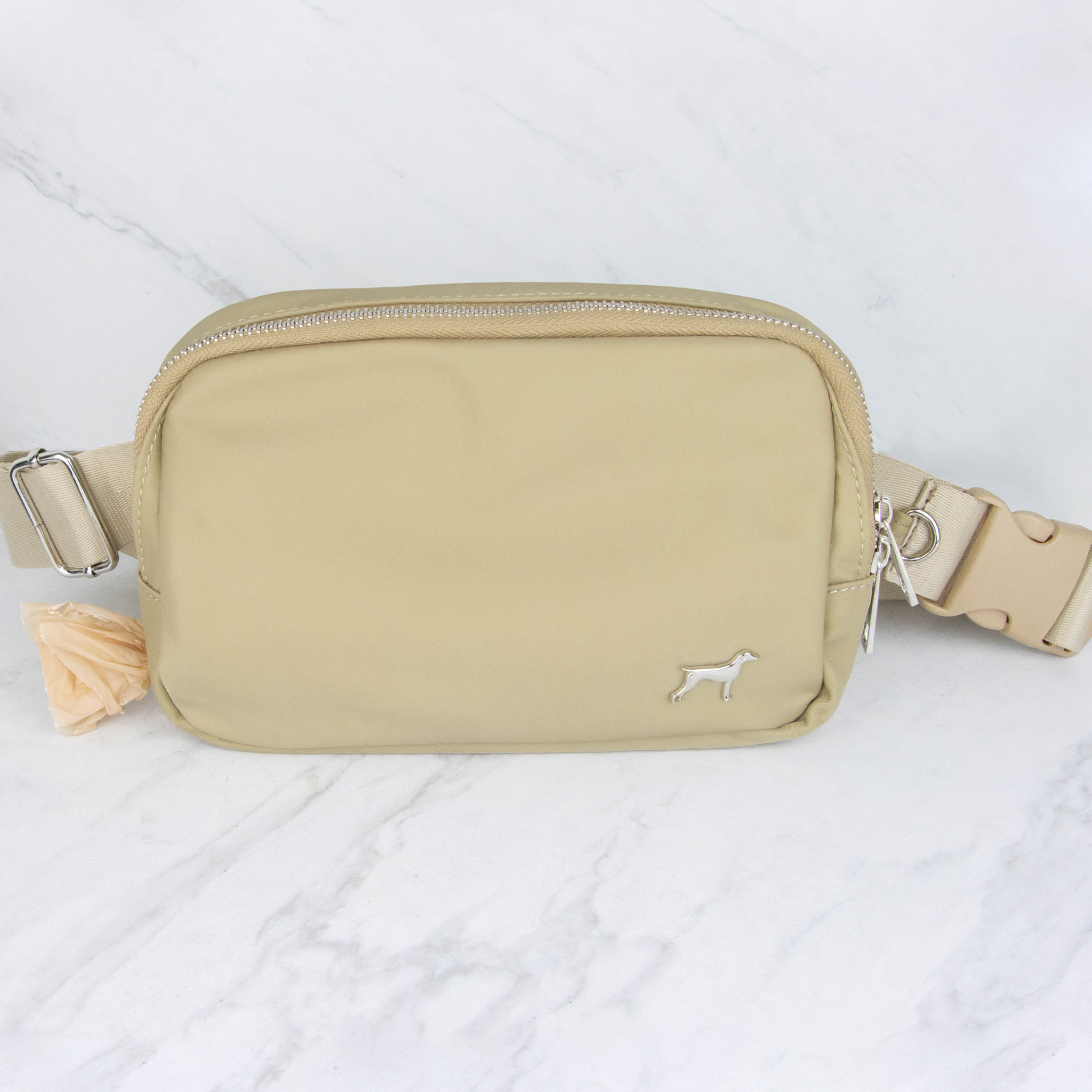 Parker & Co. - Venta al por mayor Riñonera - Mujer - Riñonera Diaria Compacta y Moderna5