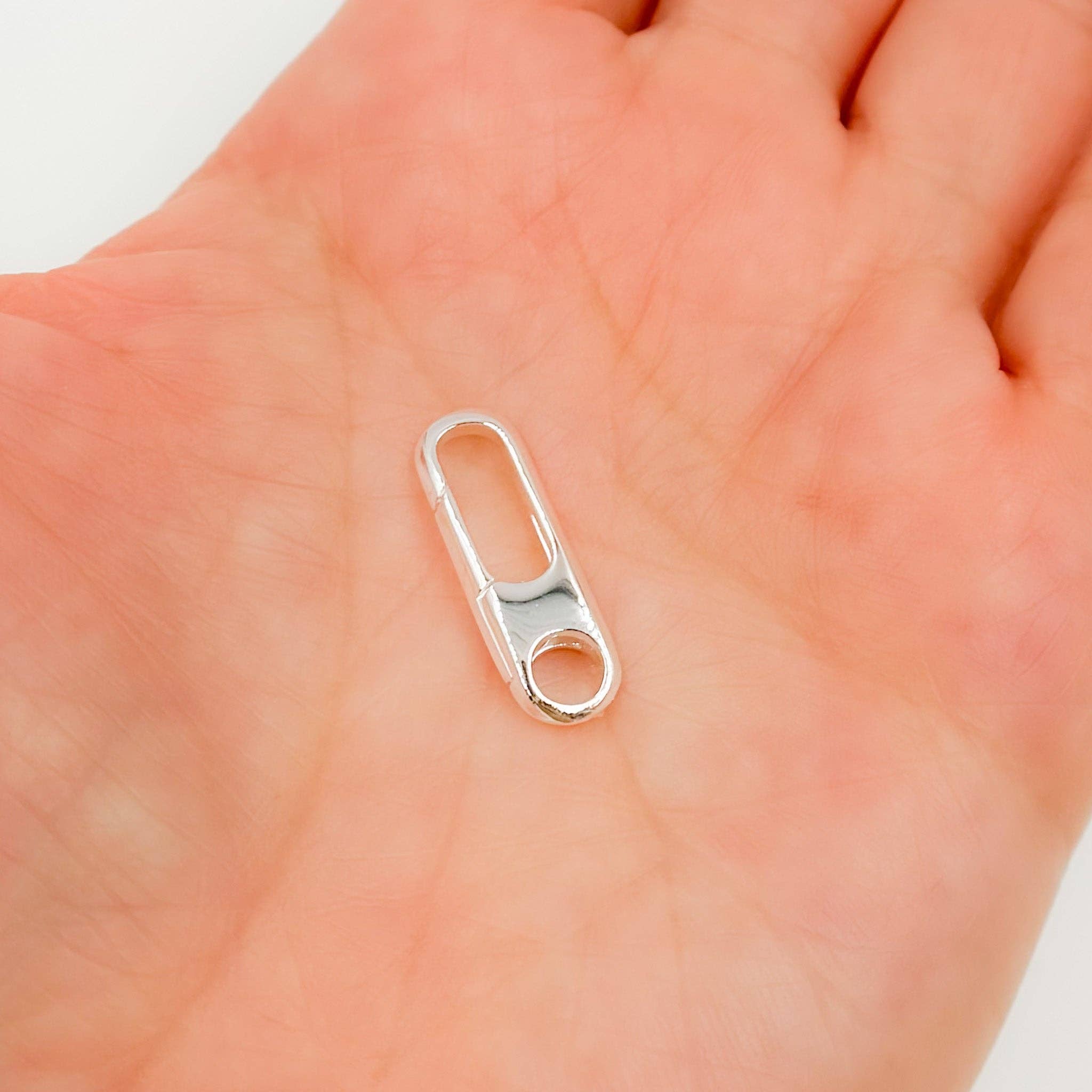 Tresor Jewelry Inc. - Vente Fermoir - 1355SS. Fermoir ovale en argent sterling blanc 20MM0