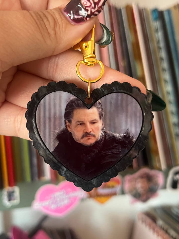 Joel Miler Pedro Pascal Pink Heart The Last Of Us Keychain for wholesale by Studio Nena