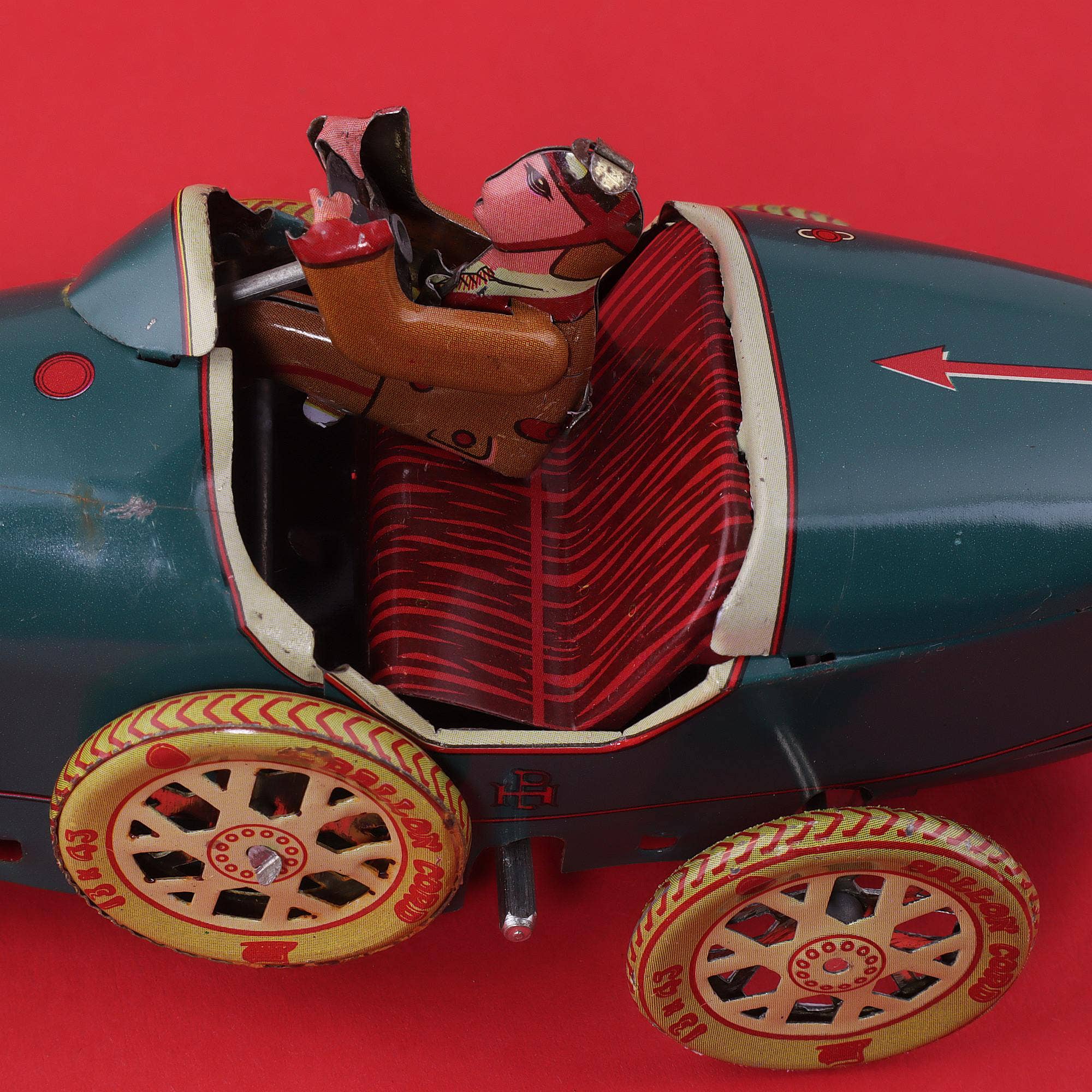 Tribal Trade GmbH – Carro/camião de brinquedo - Crianças por atacado – Carro de lata vintage de corrida I-9706