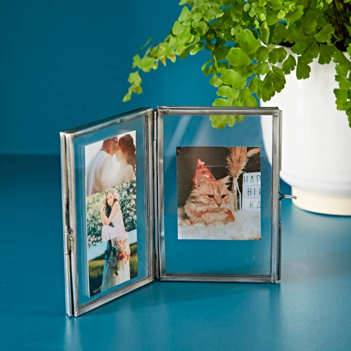 The Paper High Gift Company Limited - Wholesale Picture Frame - Recycled Metal Glass Double Photo Frame