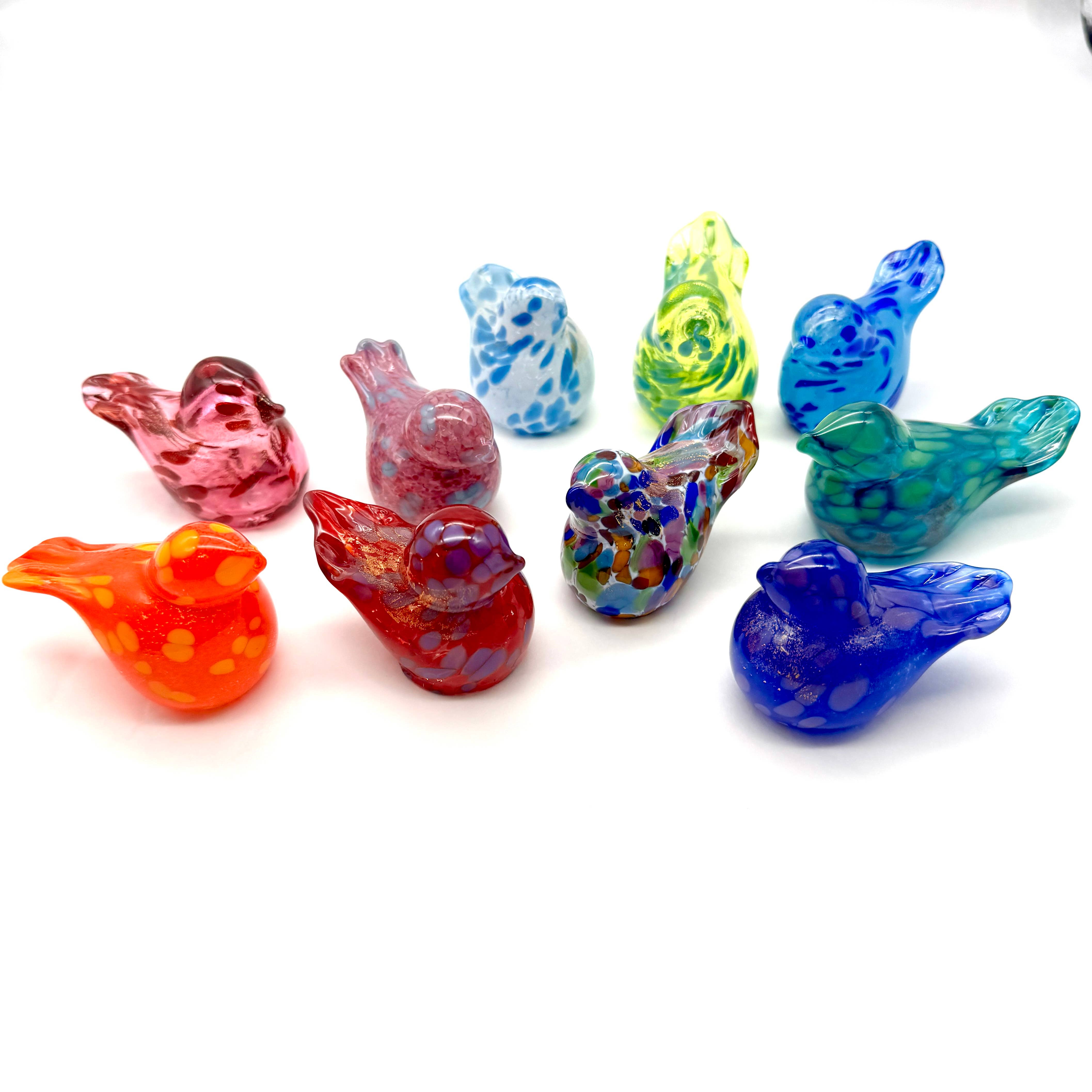 Alice Sturzinger LLC - Venta al por mayor Figura decorativa - Figurita de Cristal Soplado Pajarito de Inspiración -12 Opciones de Color16