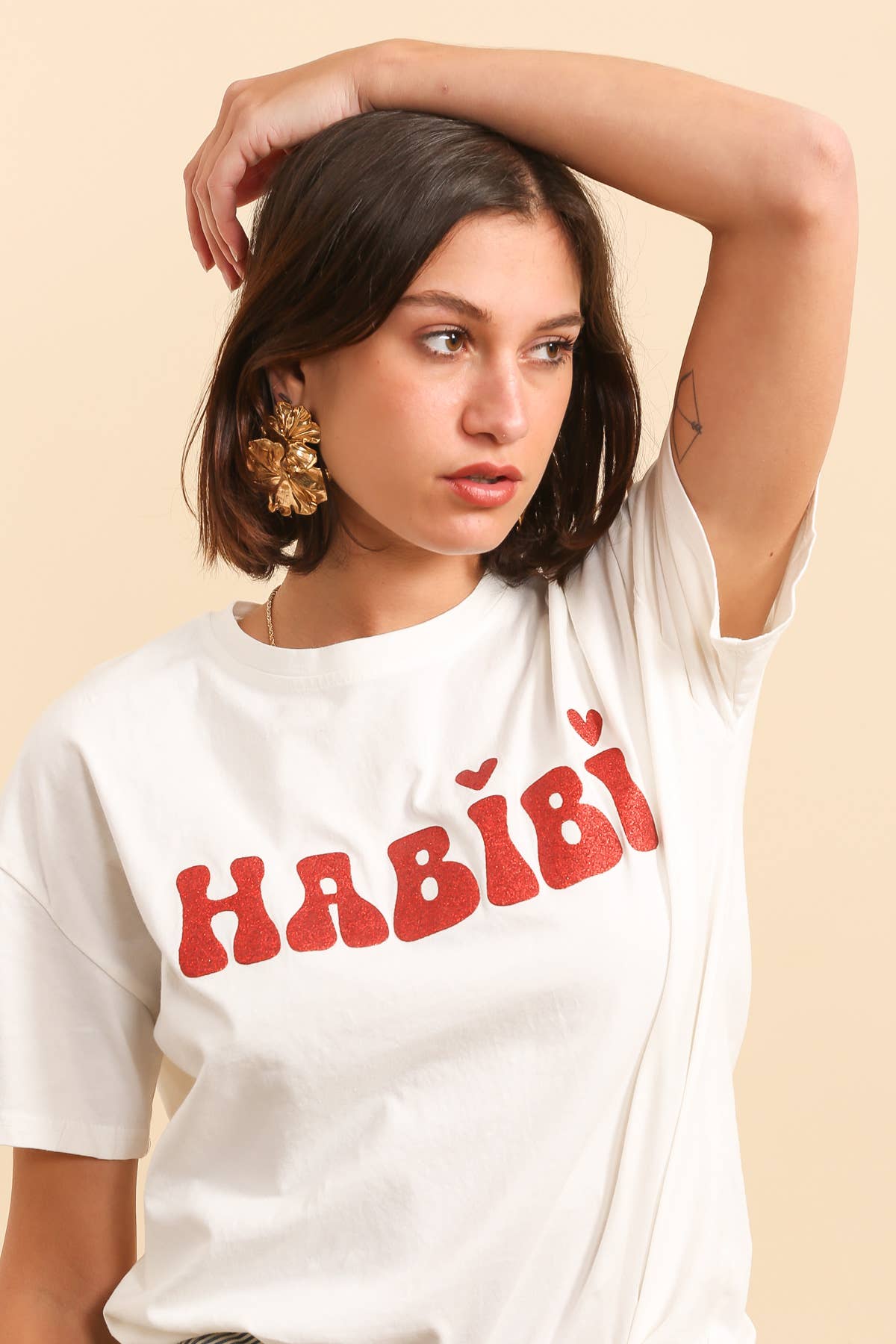 INSPIRATION STUDIO - Wholesale T-Shirt - Women's - Faded Effect Screen-Printed "Habibi" T-Shirt - REF 901671