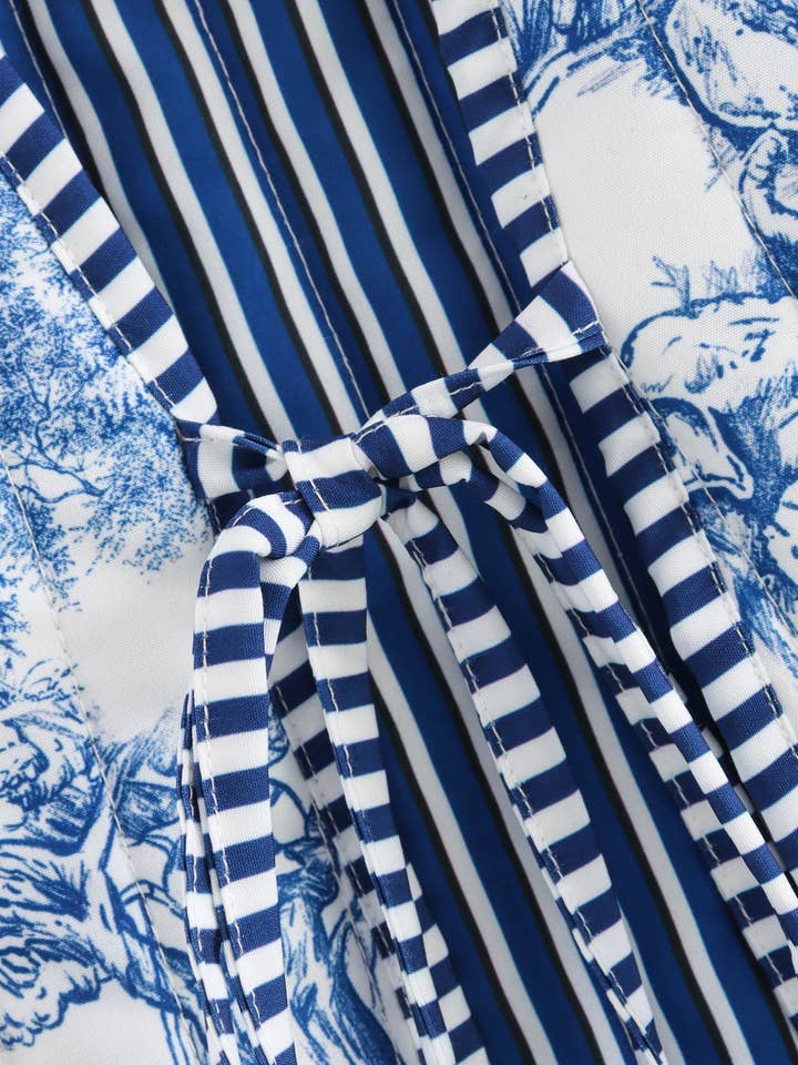 Rosa Clothing - Wholesale Outerwear Vest - Women's - Oriental porcelain printed Tie front Floral quilted vest7