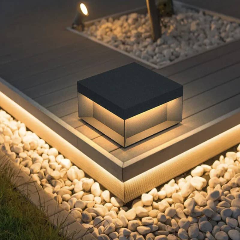 Kiyo Home - Wholesale Outdoor/Lawn Light - Vela Solar Lights (4-Piece Set) | Outdoor Fence Post Light