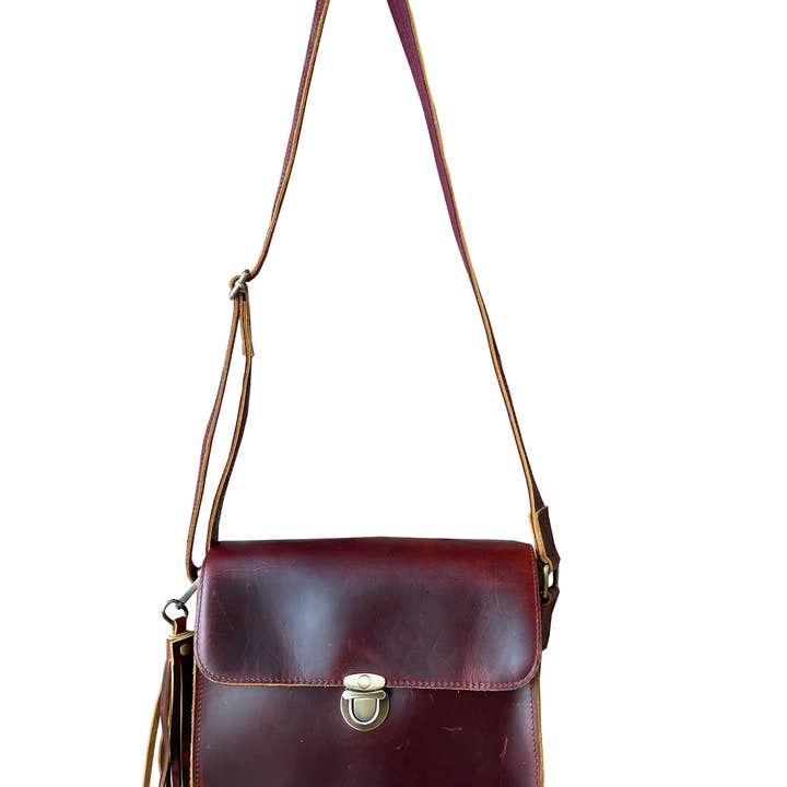 Roma Leathers, Inc. - Wholesale Crossbody Bag - Women's - Vintage leather crossbody shoulder bag with wire strap8
