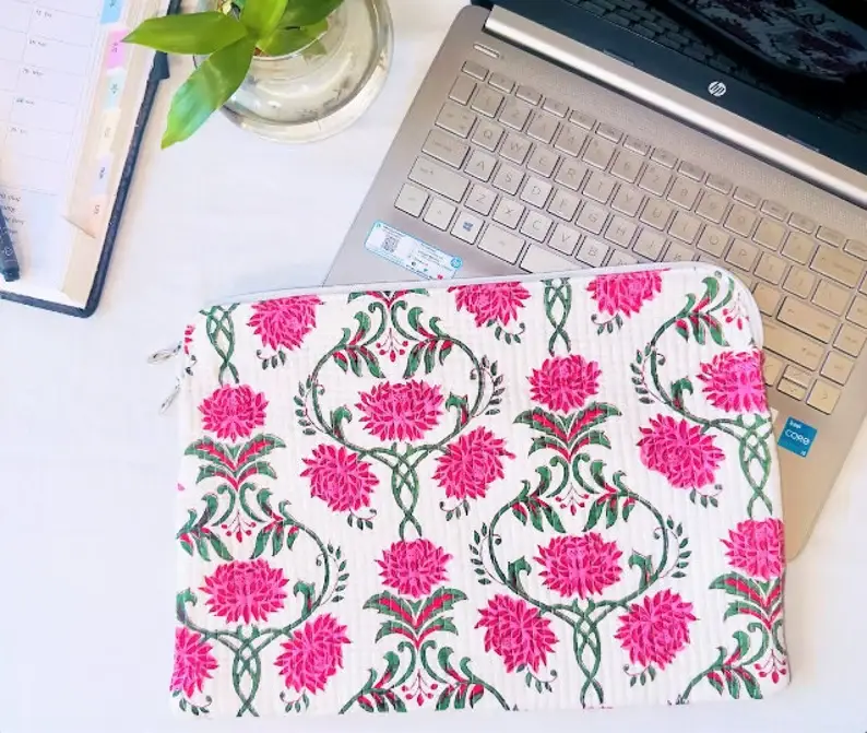 bhavnas boutique - Vente Étui pour ordinateur portable/tablette – femme - Housse matelassée pour ordinateur portable, coton, imprimé bohème à blocs Macbo4