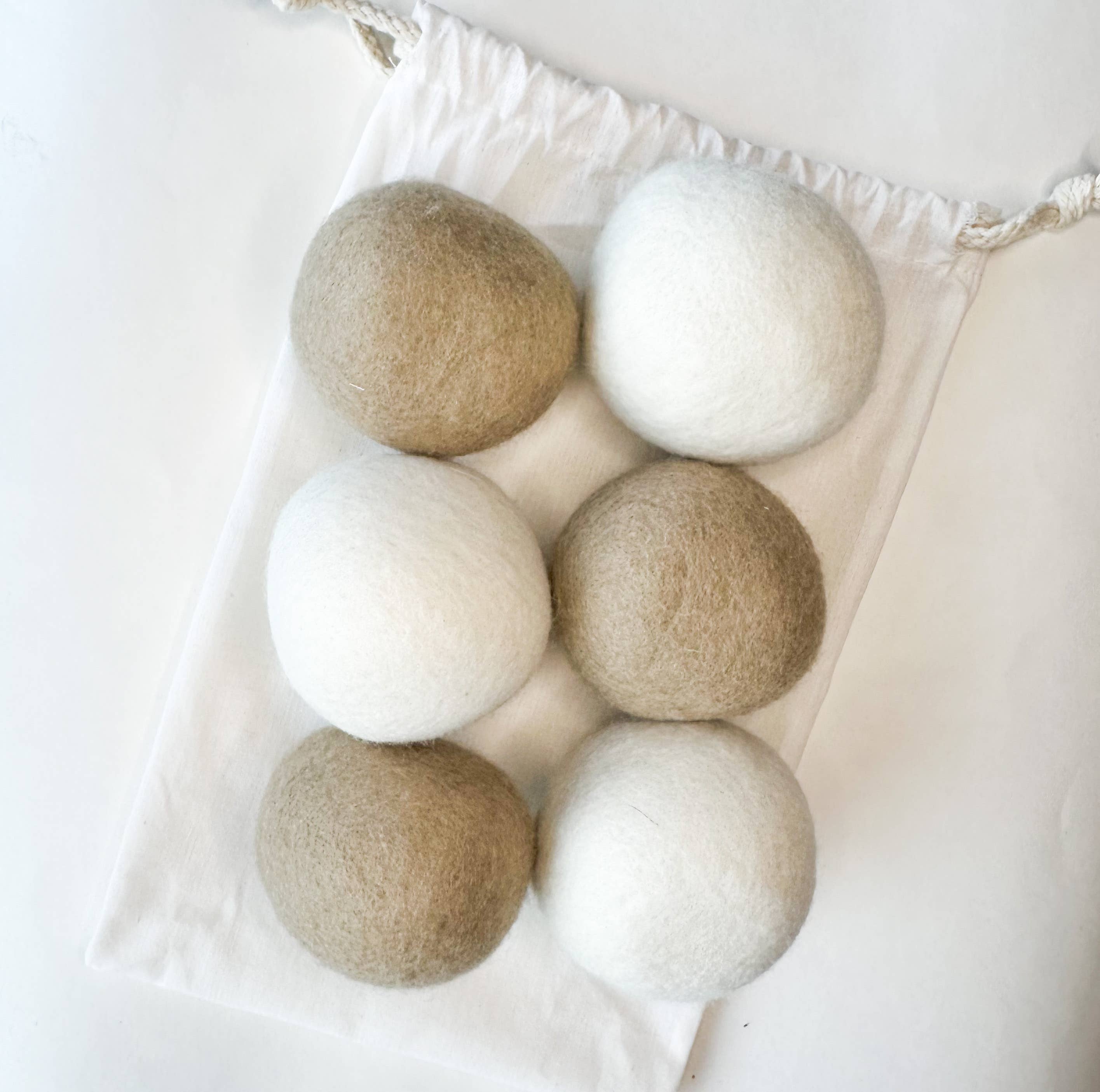 Smile Boutiques - Wholesale Dryer Balls - Natural Organic Handmade Wool Dryer Balls - Set of 67