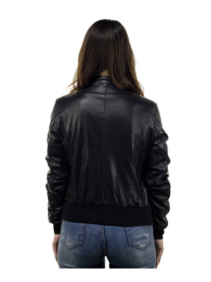 Michelangelo srls – Großhandel Lederjacke – Damen – Timberly - Schwarze Bomberjacke aus echtem Leder für Damen