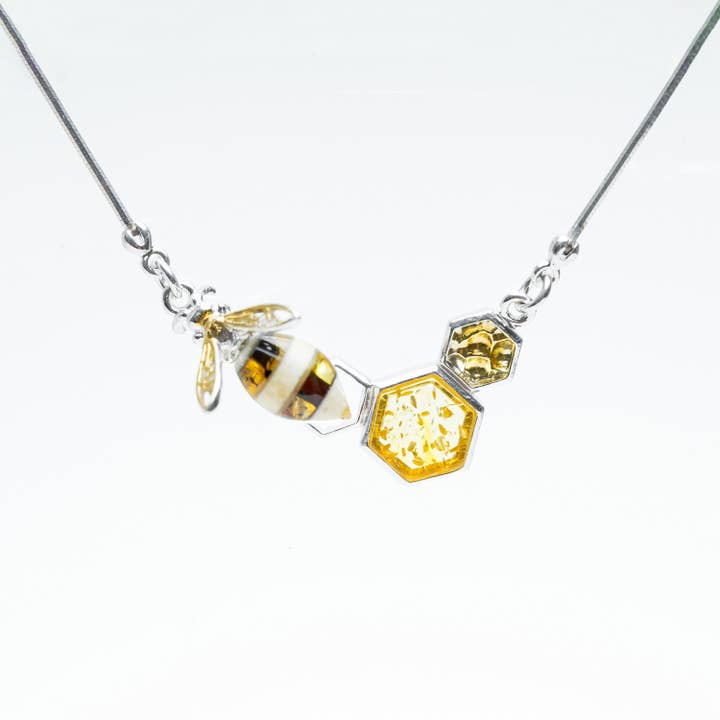 Collana in ambra a nido d'ape Collana in argento a forma di ape per la vendita all'ingrosso da parte di Marcin Waryszak