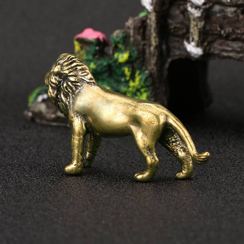 Gemcohub - Wholesale Decorative Figurine - Brass Domineering Lion Animal Ornaments Miniature Model2