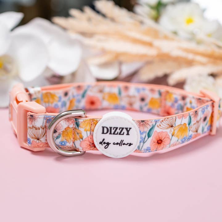Dizzy Dog Collars – wholesale Halsband - Hund – Peachy Posies hundhalsband | Canvas och neopren hundhalsband