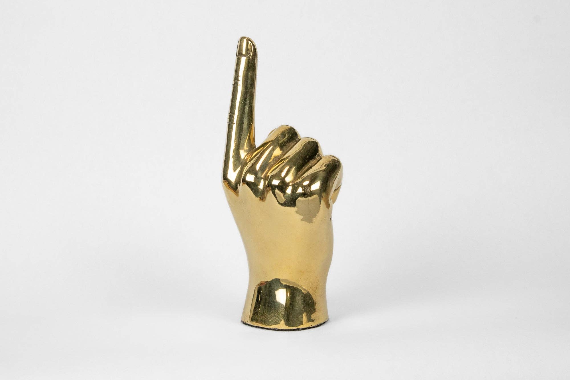 PRIZE – Engroshandel Skulptur – Nummer Et (# 1) eller Pegeemoji-håndtegnsskulptur i messing2