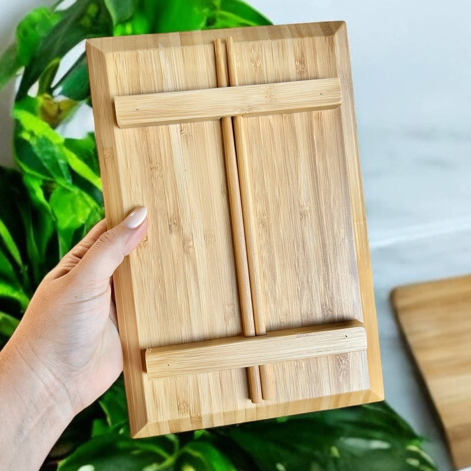 Bamboo Switch - Wholesale Serving Tray - Bamboo Sushi Plate and Chopsticks | Gift Bestseller2