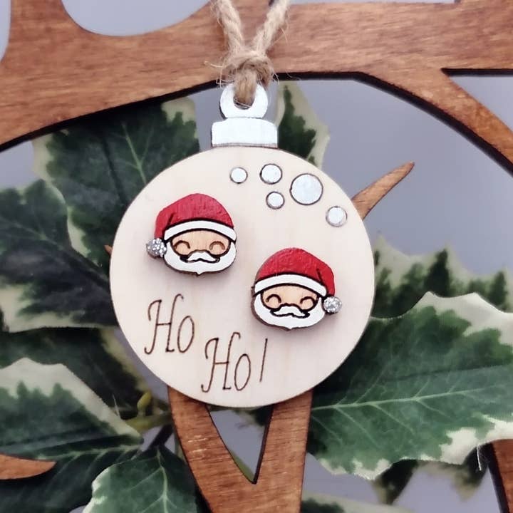 WoodenTalesCollection - Wholesale Jewelry Stand & Display - Christmas stud earrings on wooden christmas tree display.3