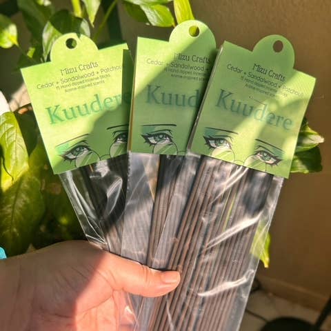 Kuudere | Bâtonnets d'encens Anime pour la vente par Mizu Crafts