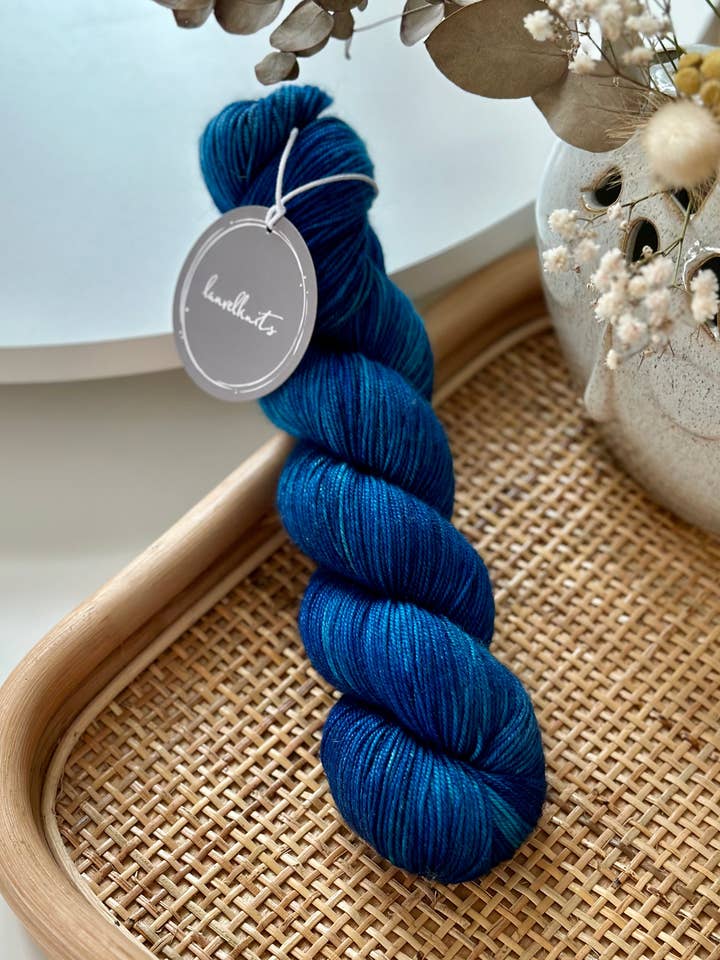 BFL Fil à Chaussettes Soie - Sunday Blues pour la vente par laurelknits