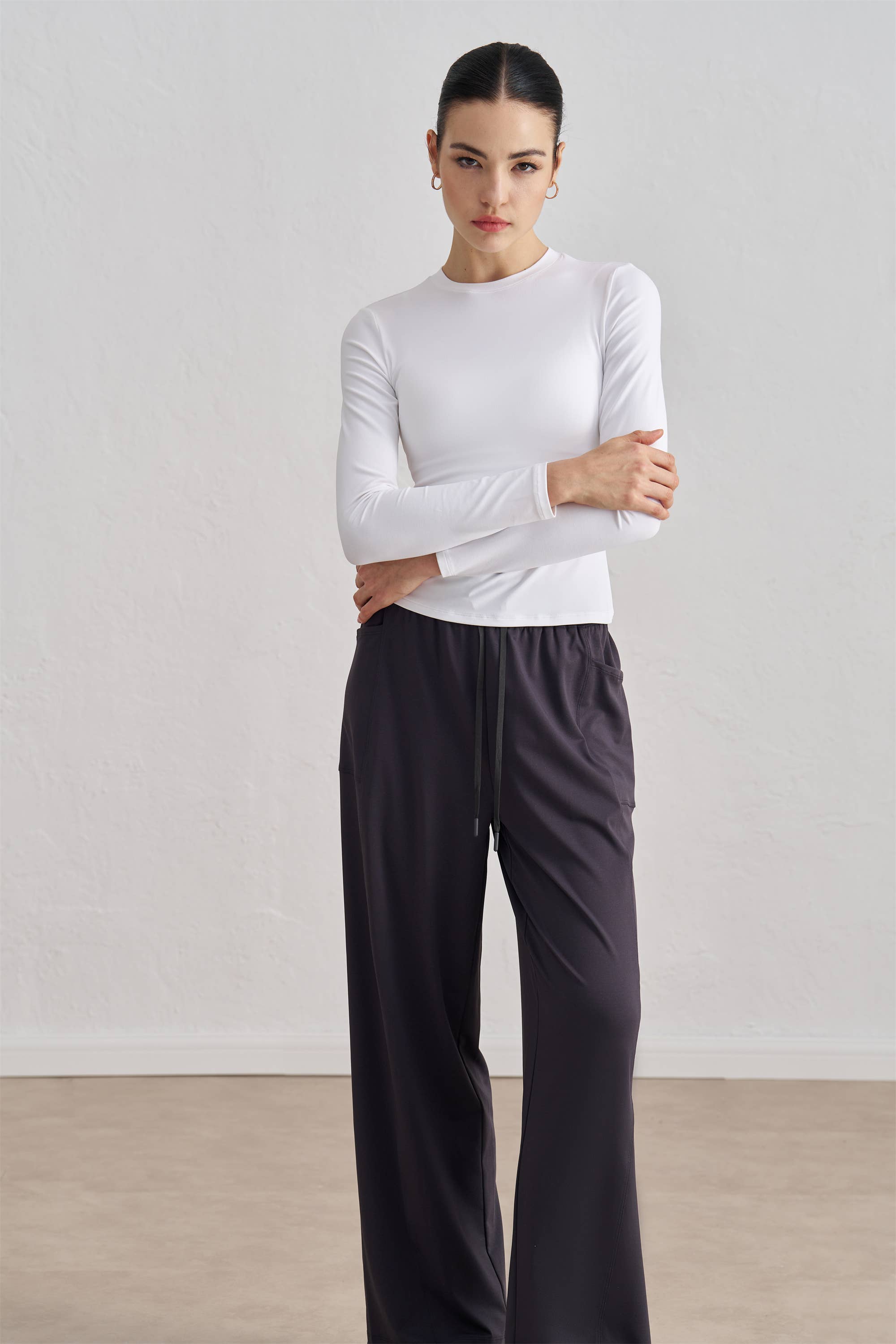 91thelabel - Wholesale Athletic Top - Women's - Penelope Long Sleeve Sculpting Active Top6