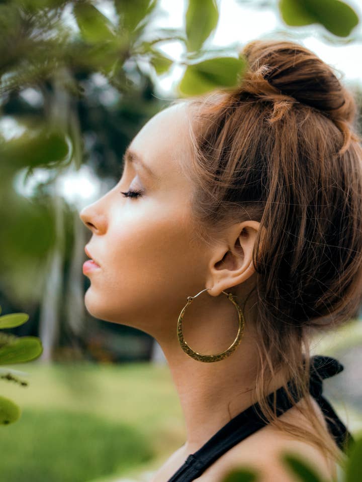 orecchini a cerchio Gypsy - ottone per la vendita all'ingrosso da parte di sundaricreations