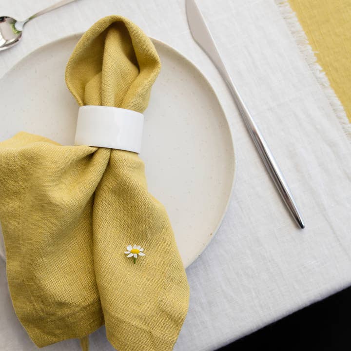 Linen Tales - Wholesale Dinner & Cloth Napkin - Lemon Curry Linen Napkins Set of 2