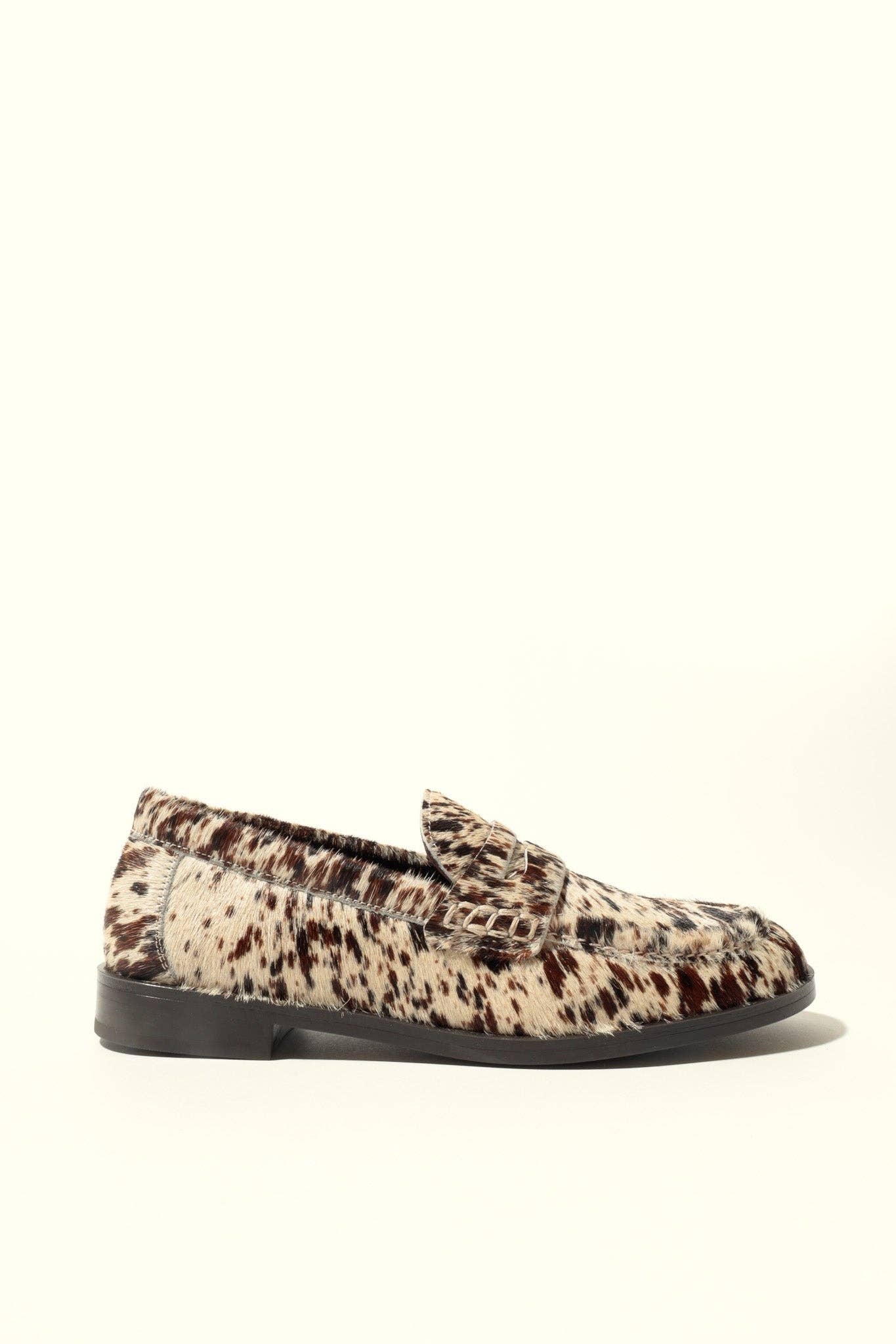 KMB Shoes – Engroshandel Flade sko - Dame – EMILIA COW PRINT – Loafers i ko-skindslæder2