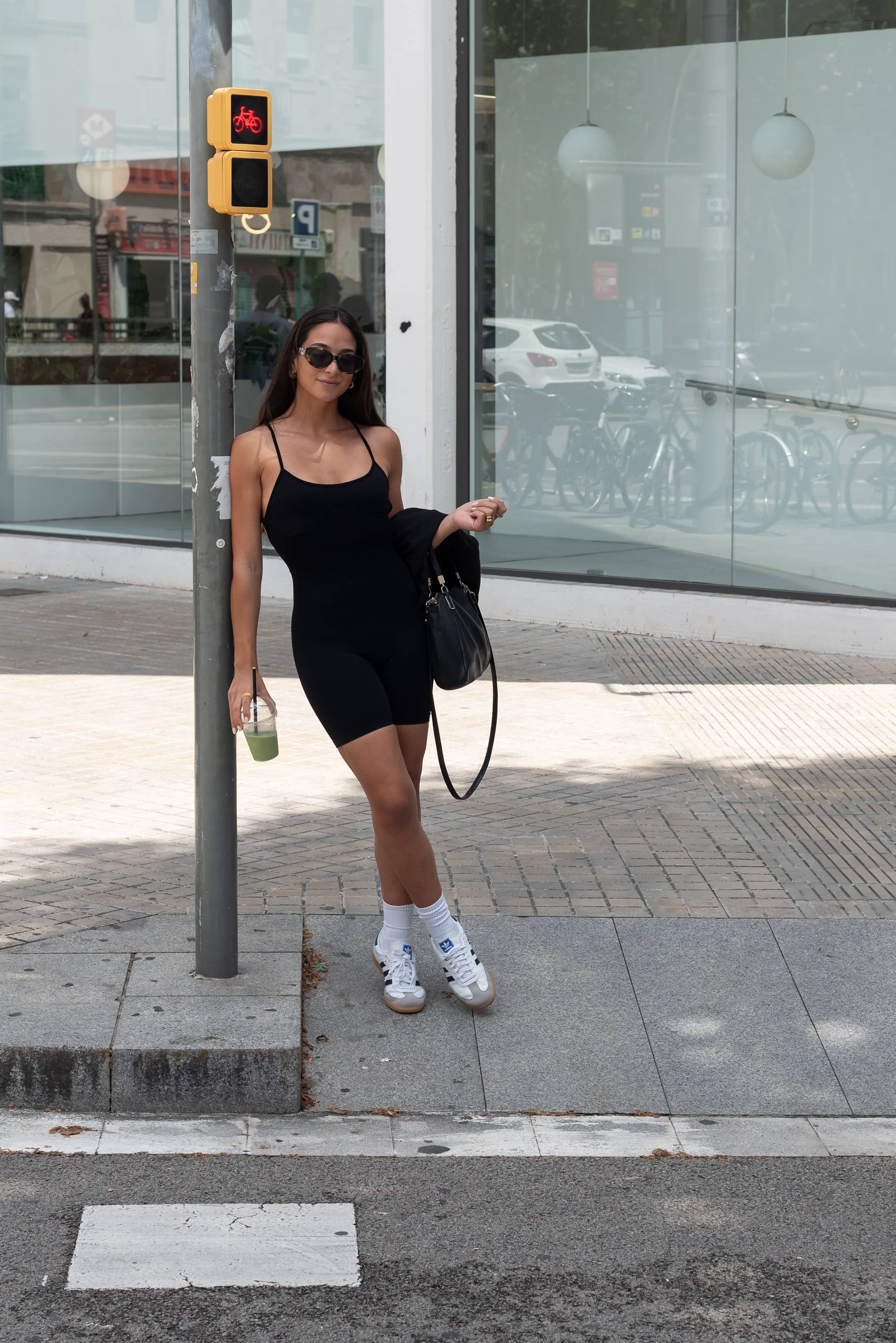 Nero Tuta Starlight nera con corpo stile corsetto in vendita all'ingrosso su Faire11