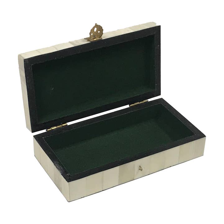 Madison Bay Co. - Historical Home Decor Reproductions – Großhandel Dekoschachteln – Pferd Reitsport Gravierte Knochenbox, 6-1/4”1