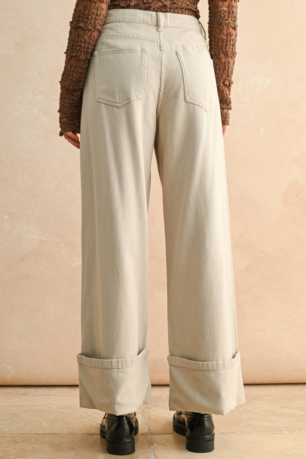 P5434   CUFFED BOTTOM GREY PANTS for wholesale on Faire2