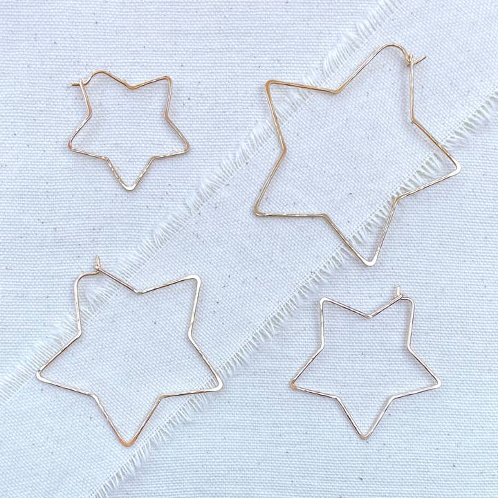 Boucles d'oreilles créoles FACET étoile pour la vente par Hoops by Pliers & String