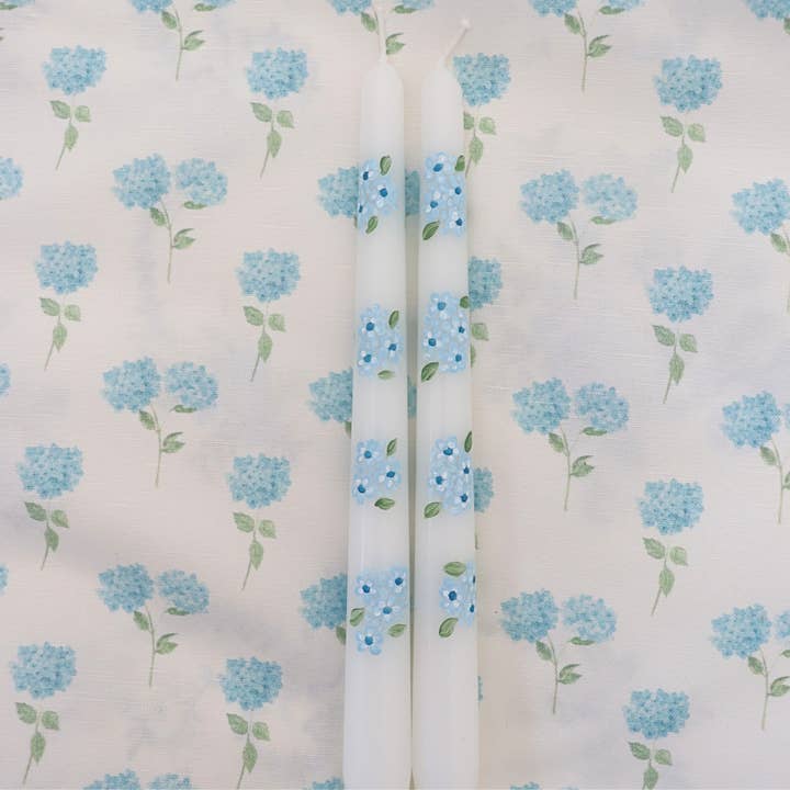 Pretty Homestyle - Wholesale Tapered candle/candlestick - Hydrangea pale blue Hand Painted Candle1