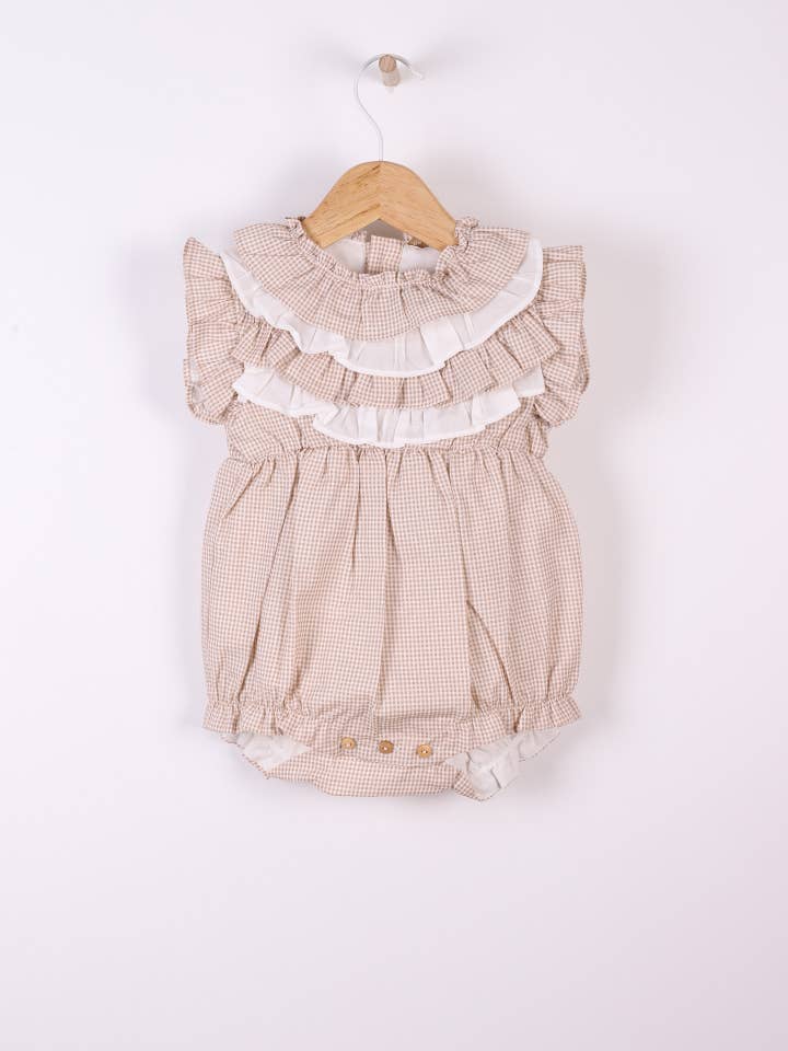 Barboteuse en tissu à carreaux Vichy | ÉTÉ AU VILLAGE pour la vente par Wedoble: sustainable children's fashion