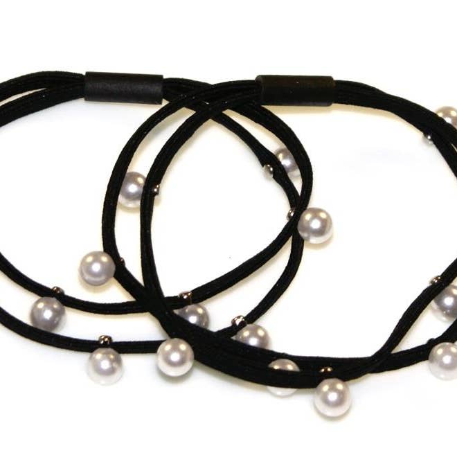 Pearl 2 Line Pferdeschwanz - Schwarz/Perlmutt - HEL65 BLACK/ für den Großhandel von Hepburn & Co.