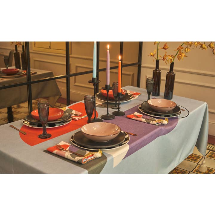 Geo Tablecloth for wholesale by OSLÉ HOME DECOR