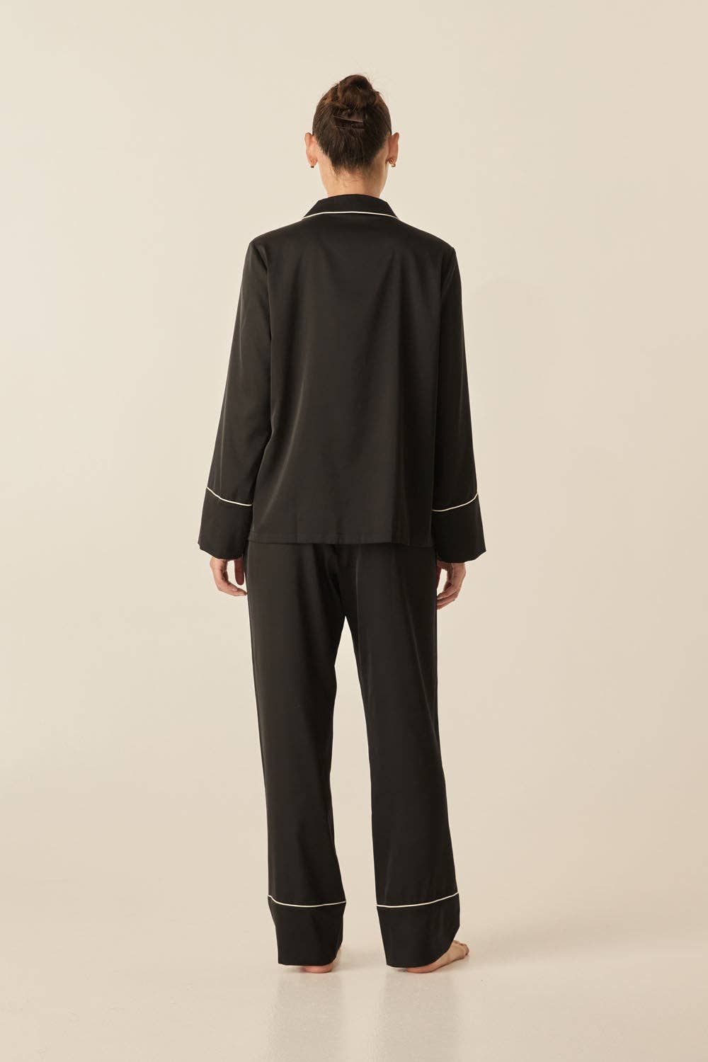 Gingerlilly – wholesale Pyjamasset - Dam – Återvunnen Satin Pyjamas Lång Set - Adele Svart3