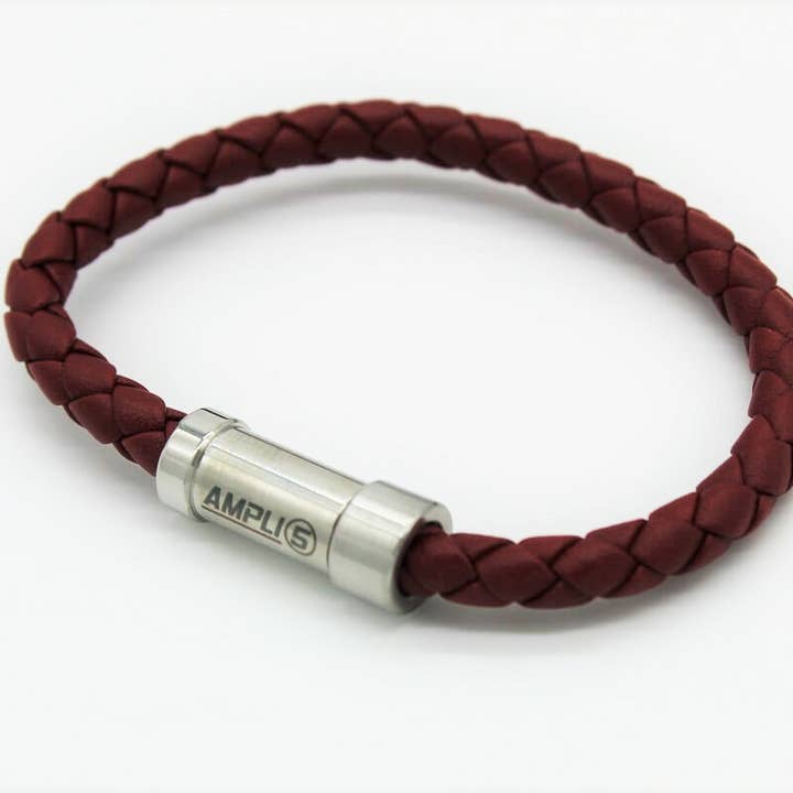 Bordeaux energy bracelet for wholesale by Ampli5 Europe GmbH