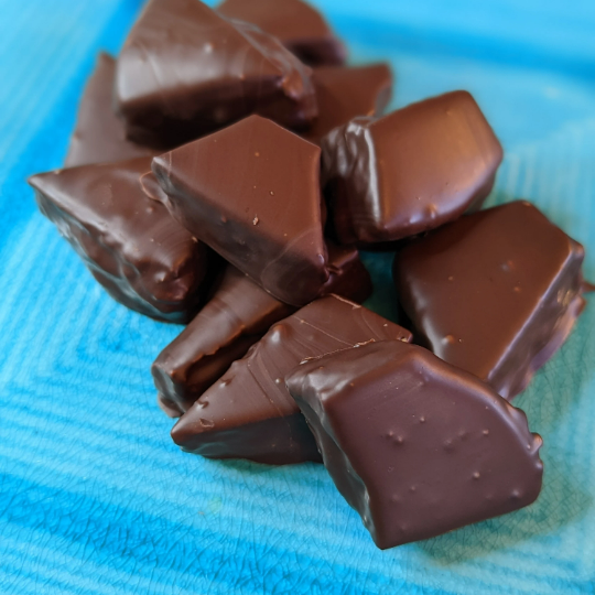 Toute Douceur Candy - Wholesale Hard Candy - Handcrafted Honeycomb | Plain & Chocolate Dipped | 3oz & 6oz1